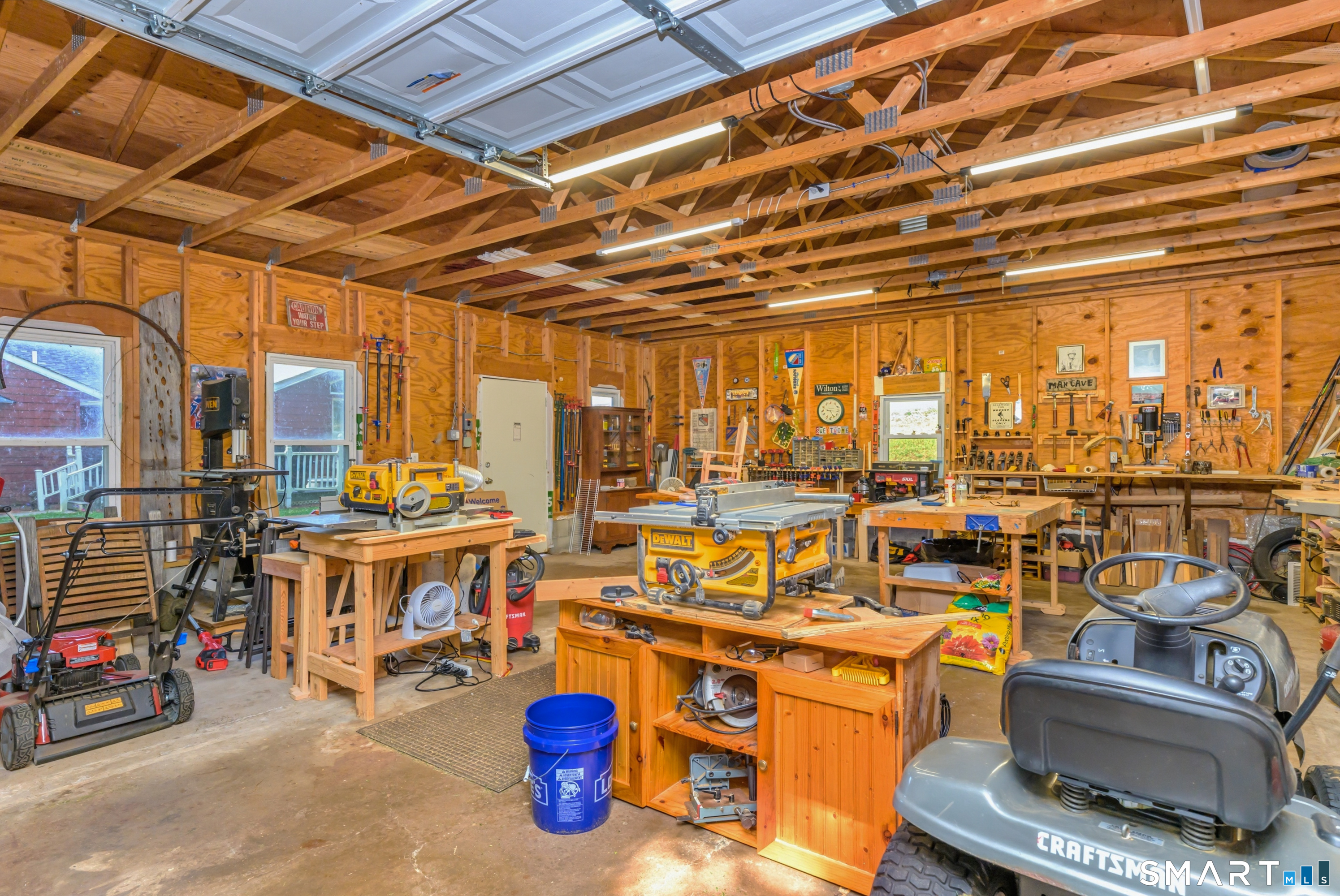 435 West Shepard Avenue Hamden CT 06514
