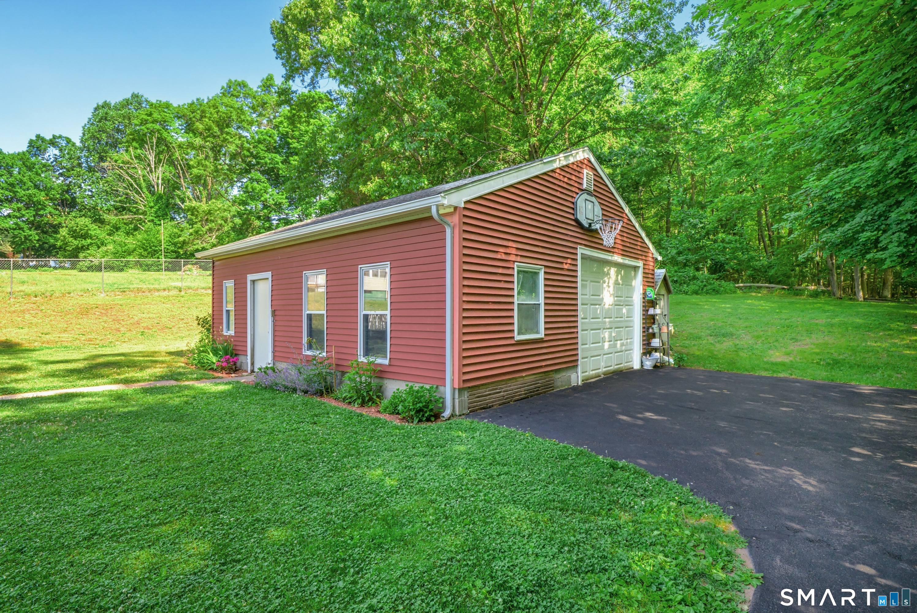 435 West Shepard Avenue Hamden CT 06514