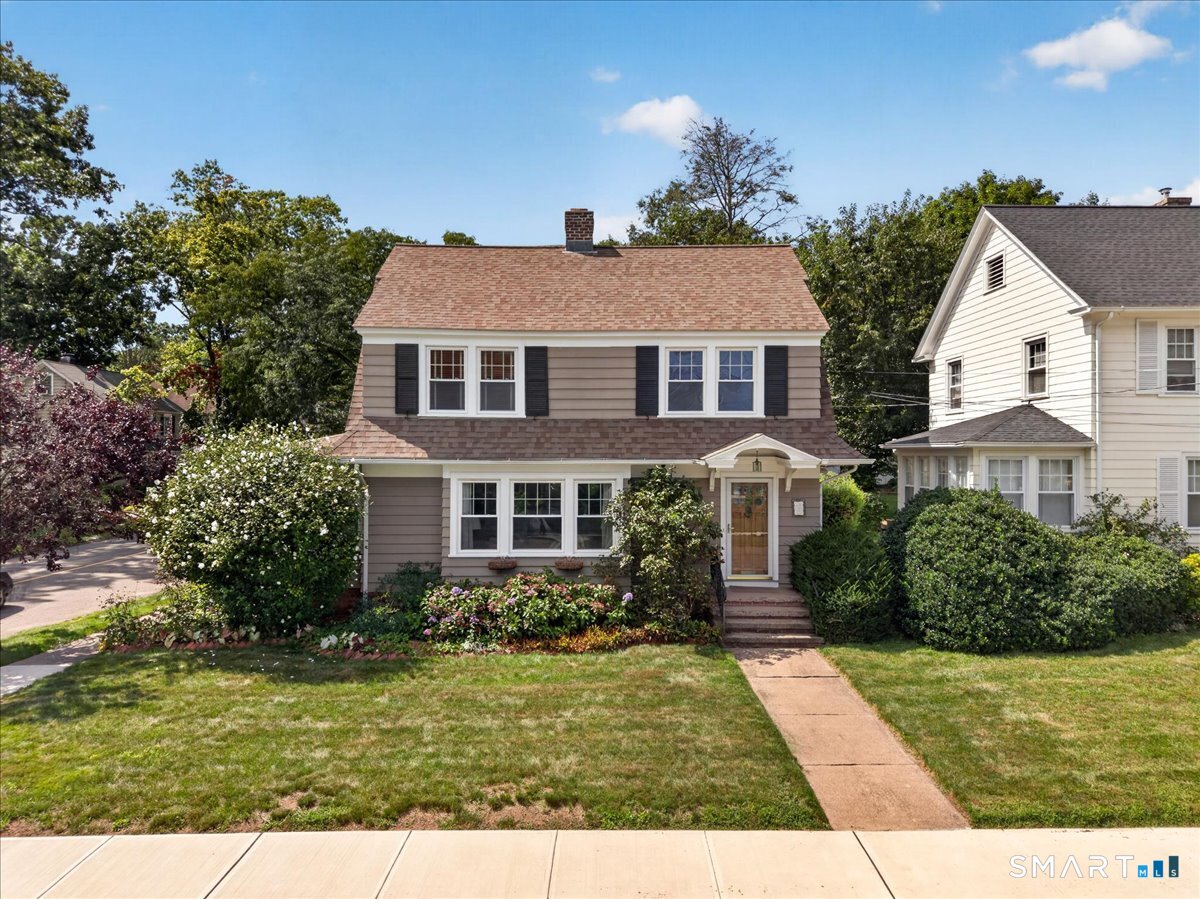 41 Greenway Street Hamden CT 06517