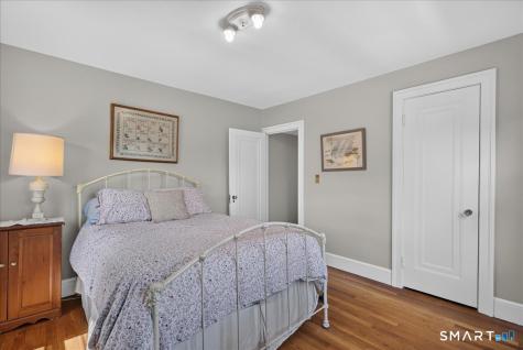 41 Greenway Street Hamden CT 06517