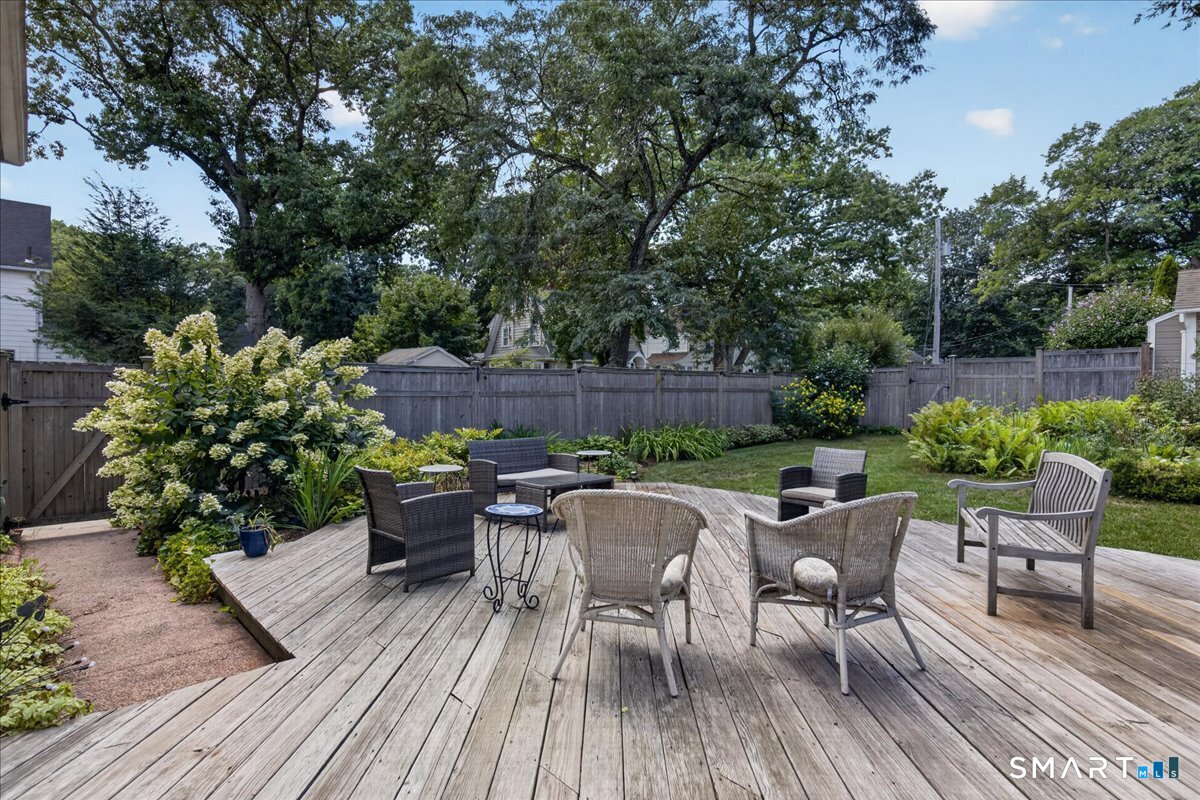 41 Greenway Street Hamden CT 06517