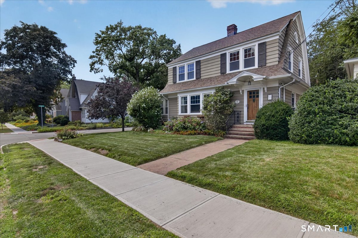 41 Greenway Street Hamden CT 06517