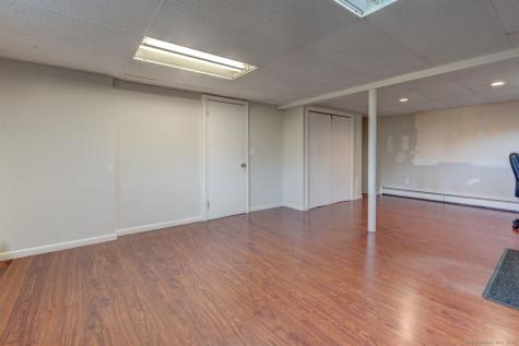 438 Foote Road Glastonbury CT 06073