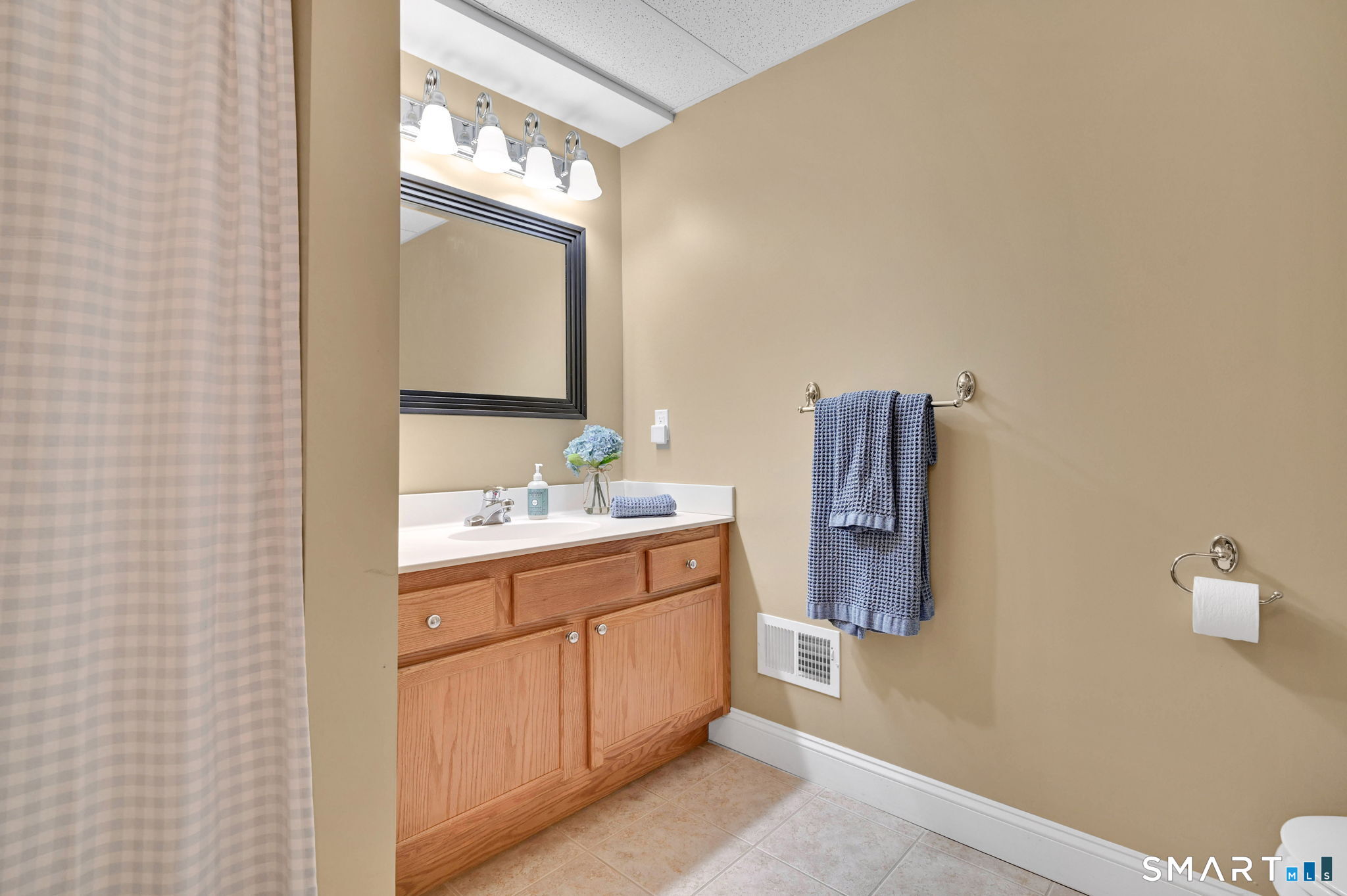 187 Maskel Road South Windsor CT 06074