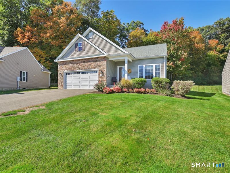 19 Sonoma Lane Middletown CT 06457