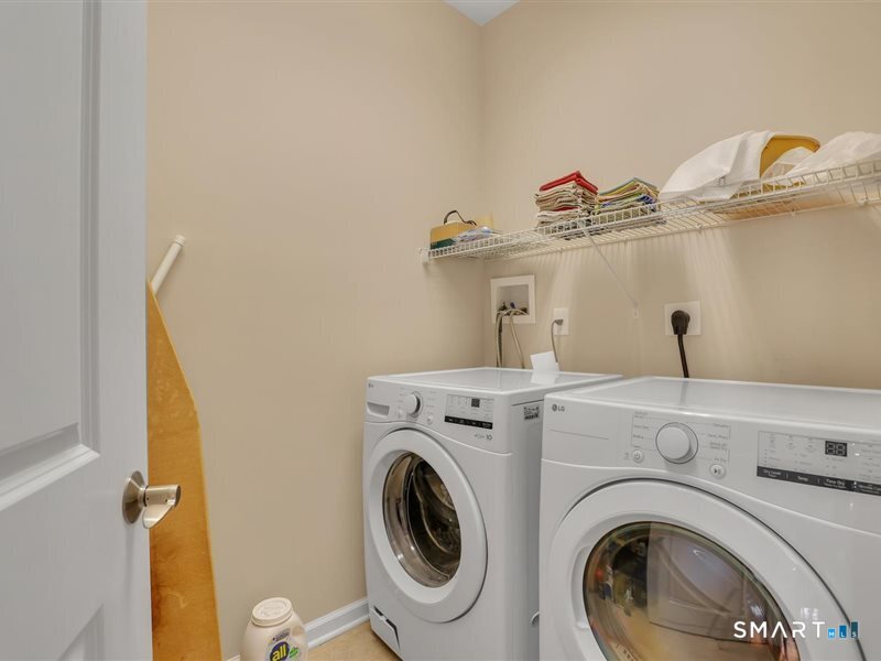 19 Sonoma Lane Middletown CT 06457