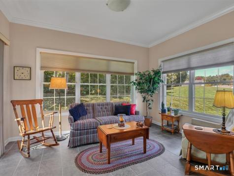 19 Sonoma Lane Middletown CT 06457