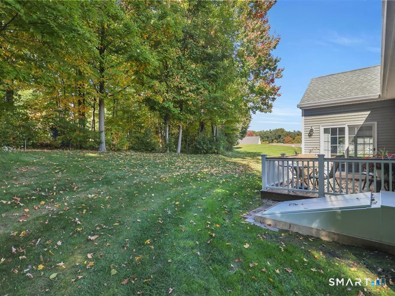 19 Sonoma Lane Middletown CT 06457