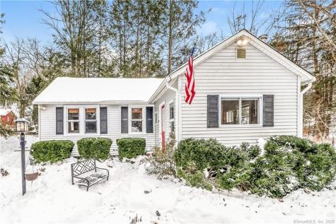 18 Sand Pit Road New Milford CT 06776