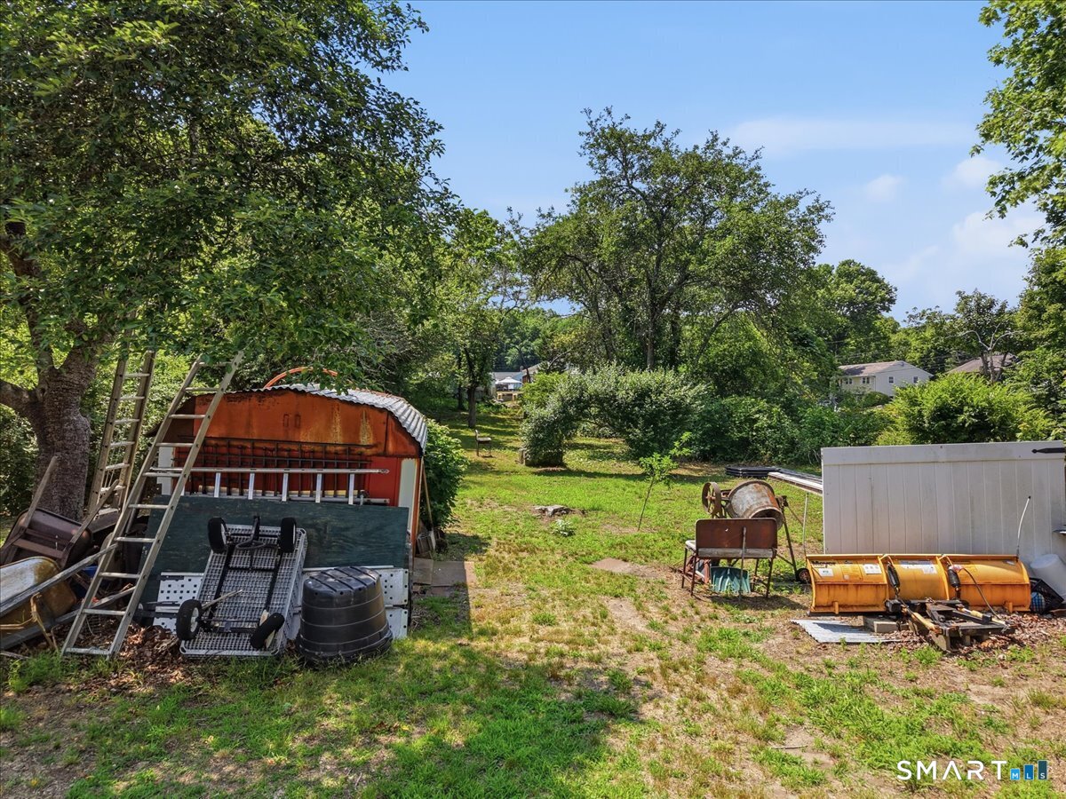 100 Stillman Avenue Stonington CT 06379