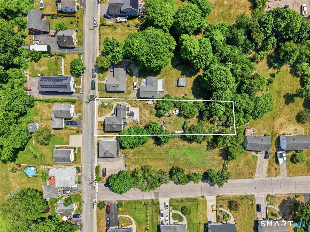 100 Stillman Avenue Stonington CT 06379