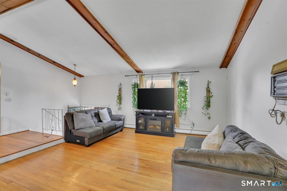 59 Gordon Lane East Hartford CT 06118