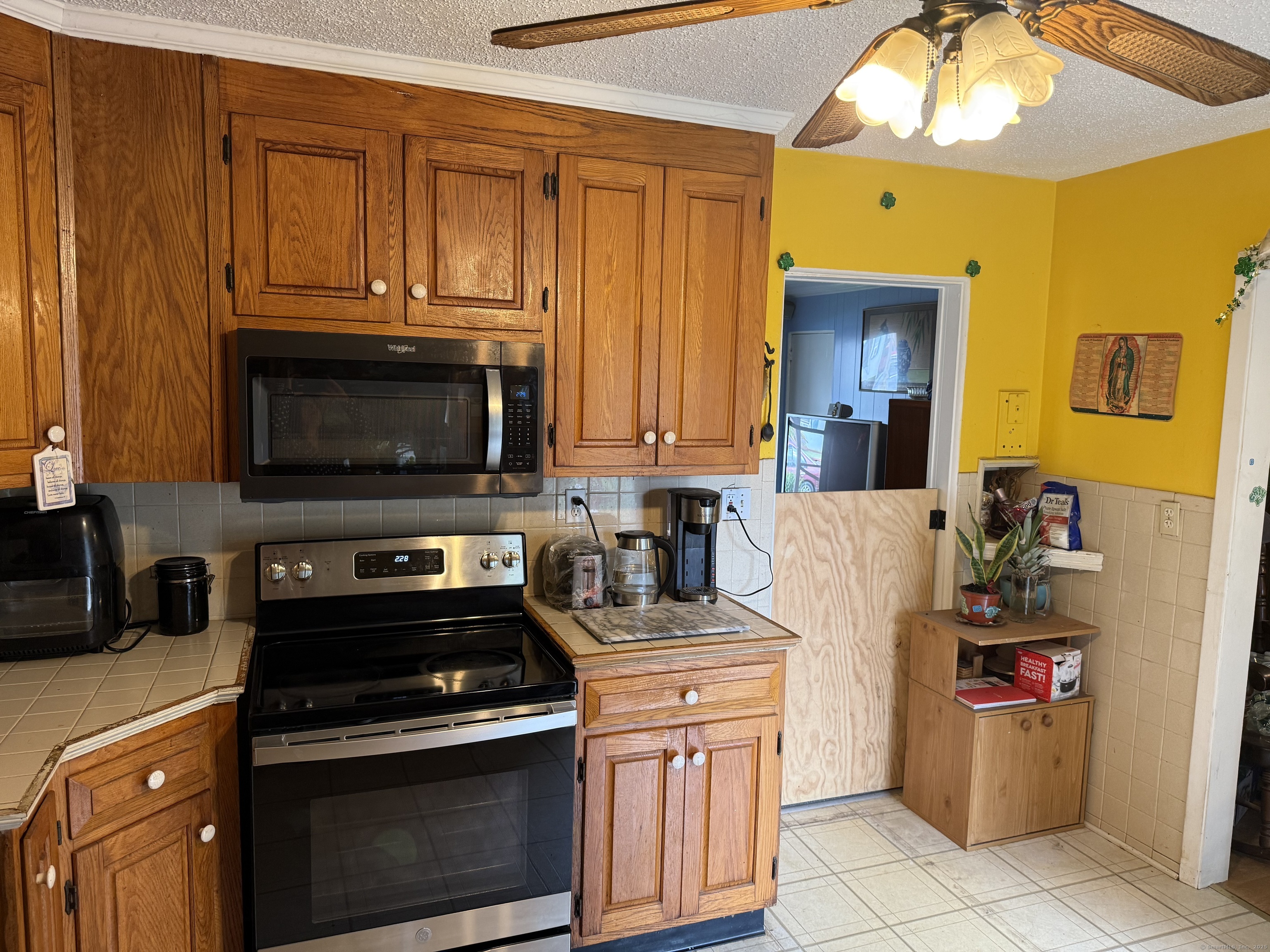 181 Cityview Avenue Bridgeport CT 06606