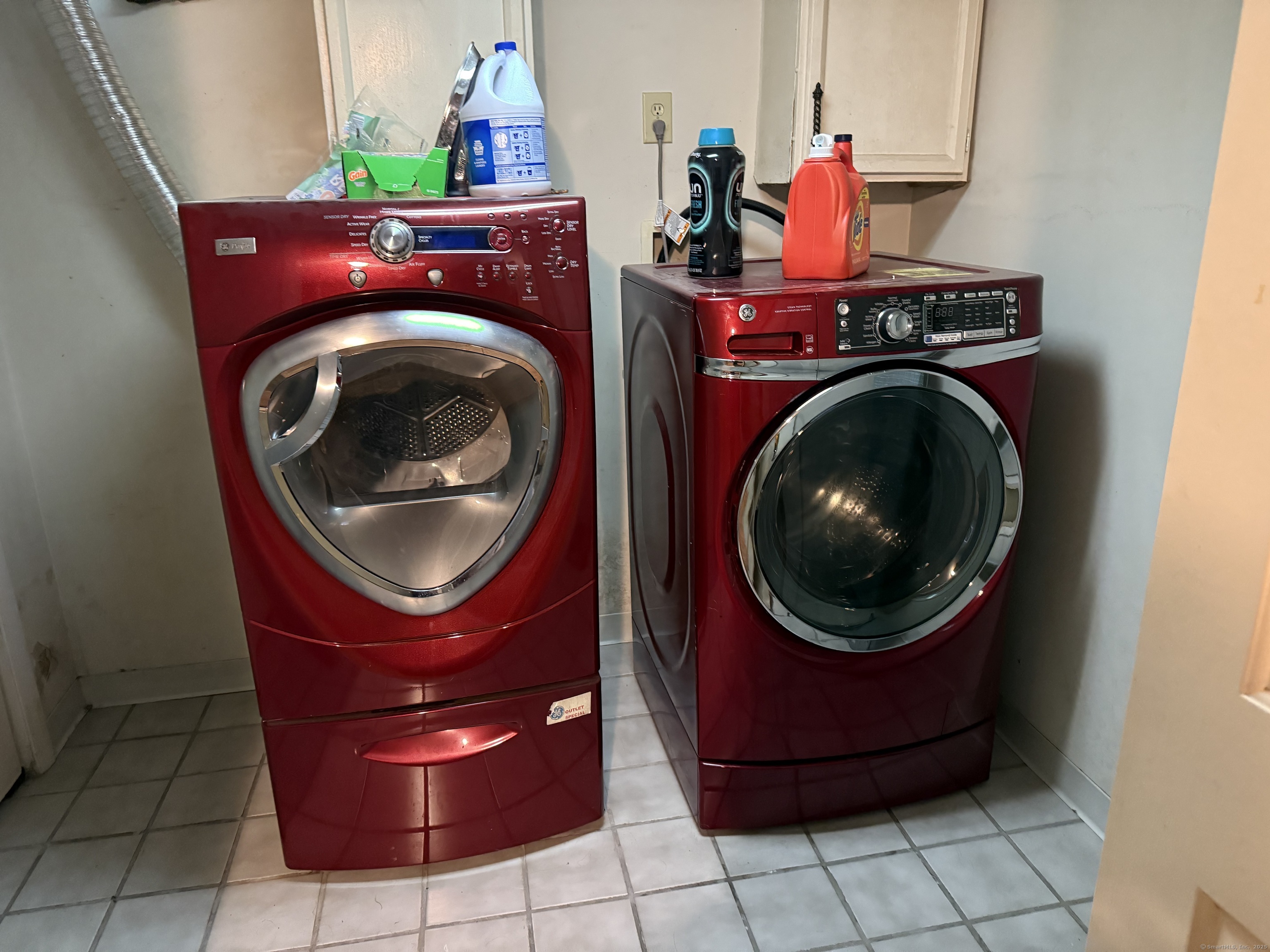 181 Cityview Avenue Bridgeport CT 06606