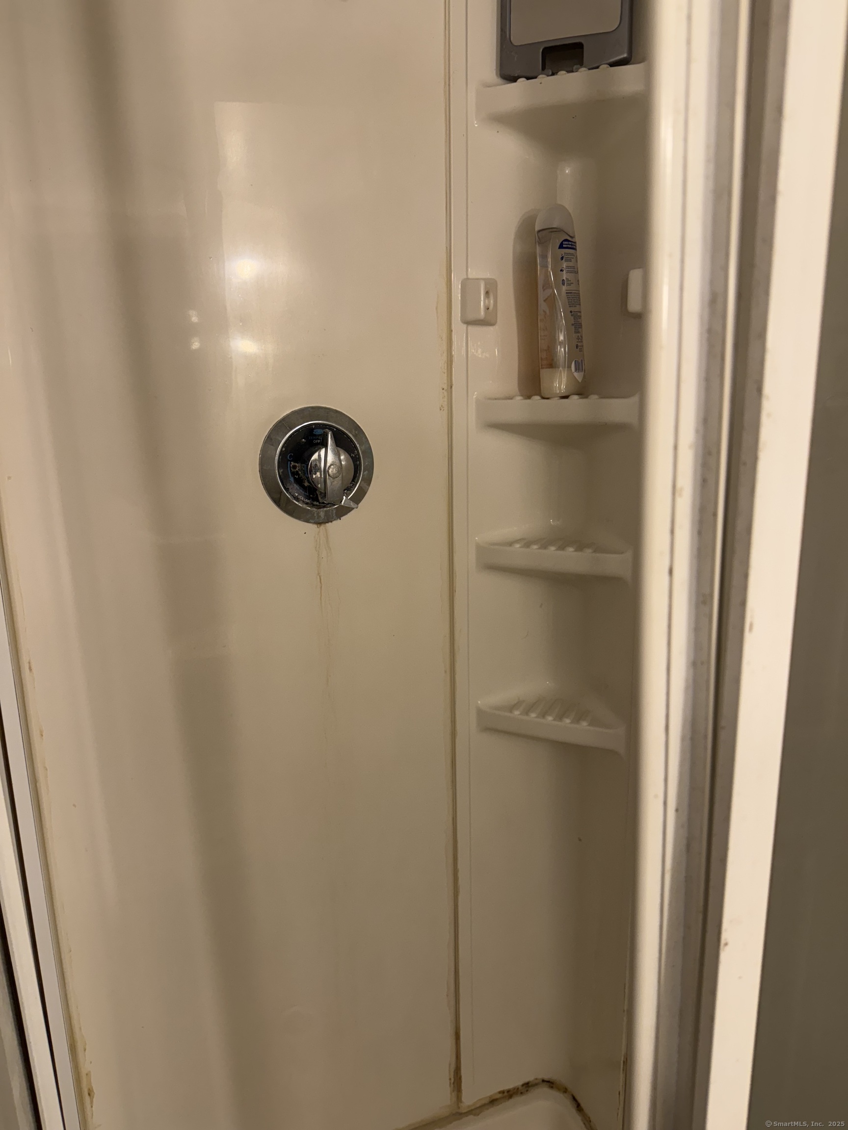 181 Cityview Avenue Bridgeport CT 06606