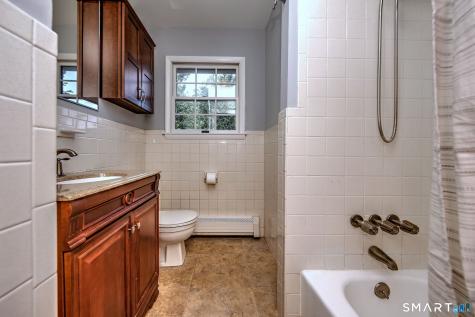 430 Sheldon Court Orange CT 06477