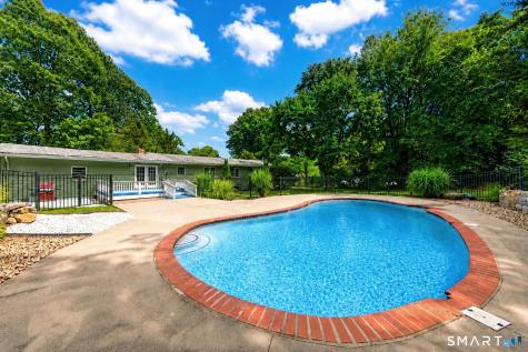 430 Sheldon Court Orange CT 06477