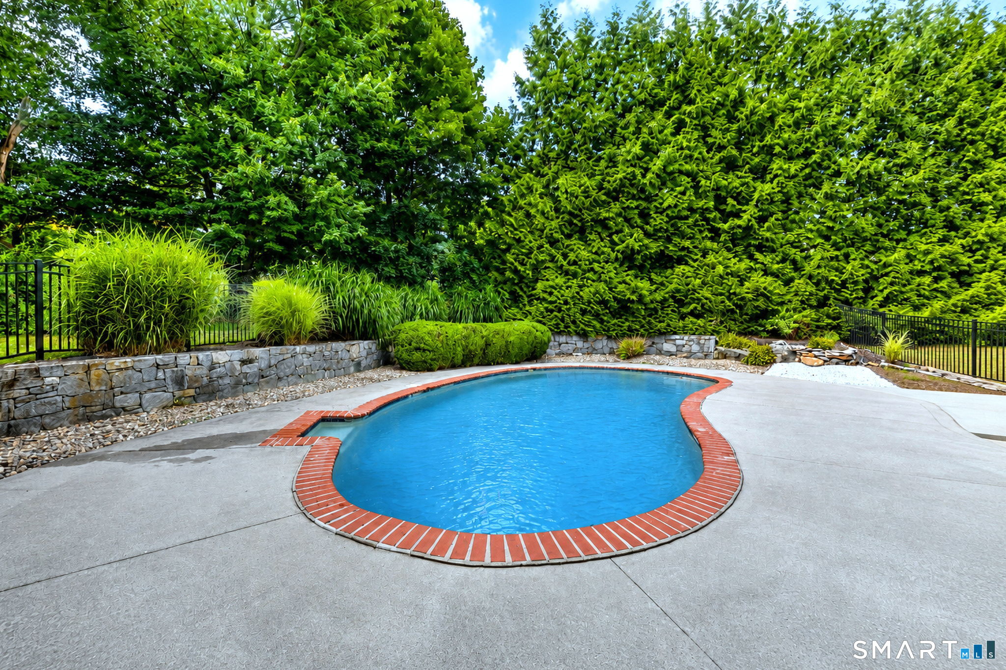 430 Sheldon Court Orange CT 06477