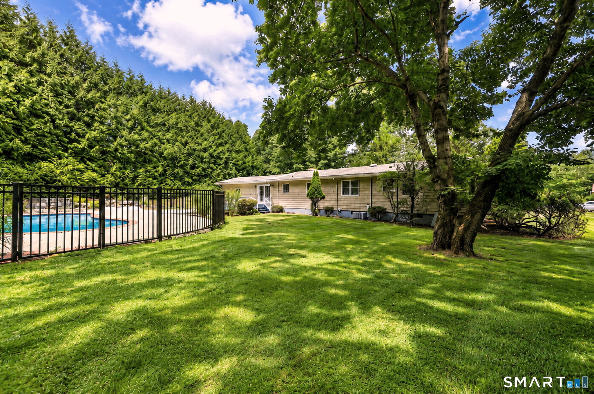 430 Sheldon Court Orange CT 06477