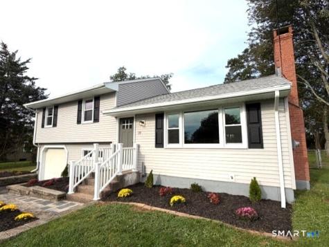 19 Winthrop Boulevard Cromwell CT 06416