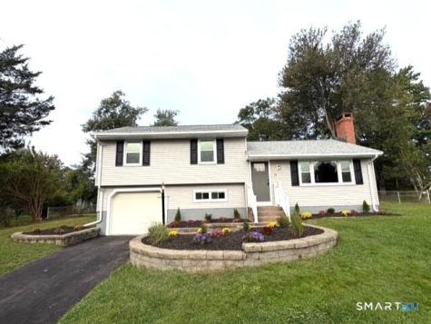 19 Winthrop Boulevard Cromwell CT 06416
