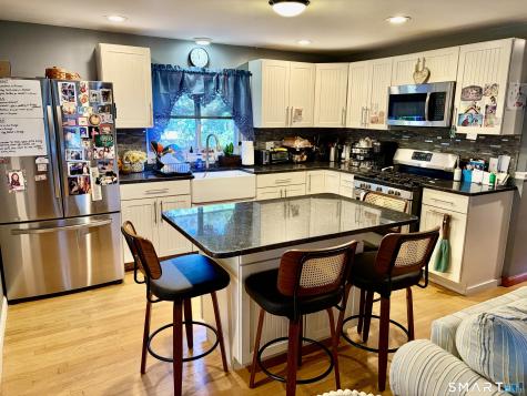 115 Dracut Avenue Waterbury CT 06704