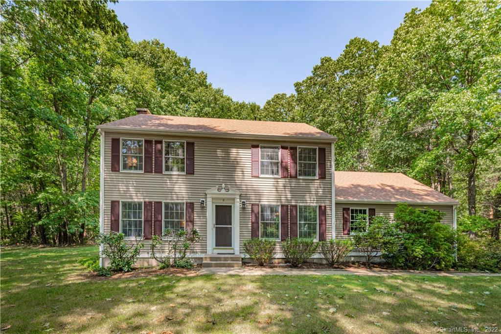 8 Woodridge Circle Canton CT 06019