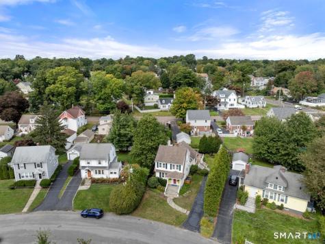 38 Reynolds Drive Fairfield CT 06824
