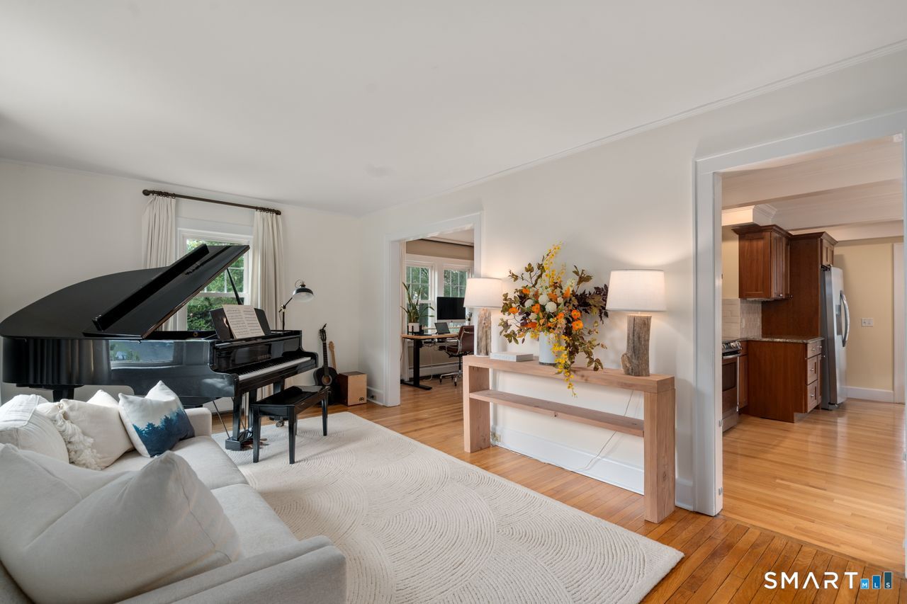 38 Reynolds Drive Fairfield CT 06824