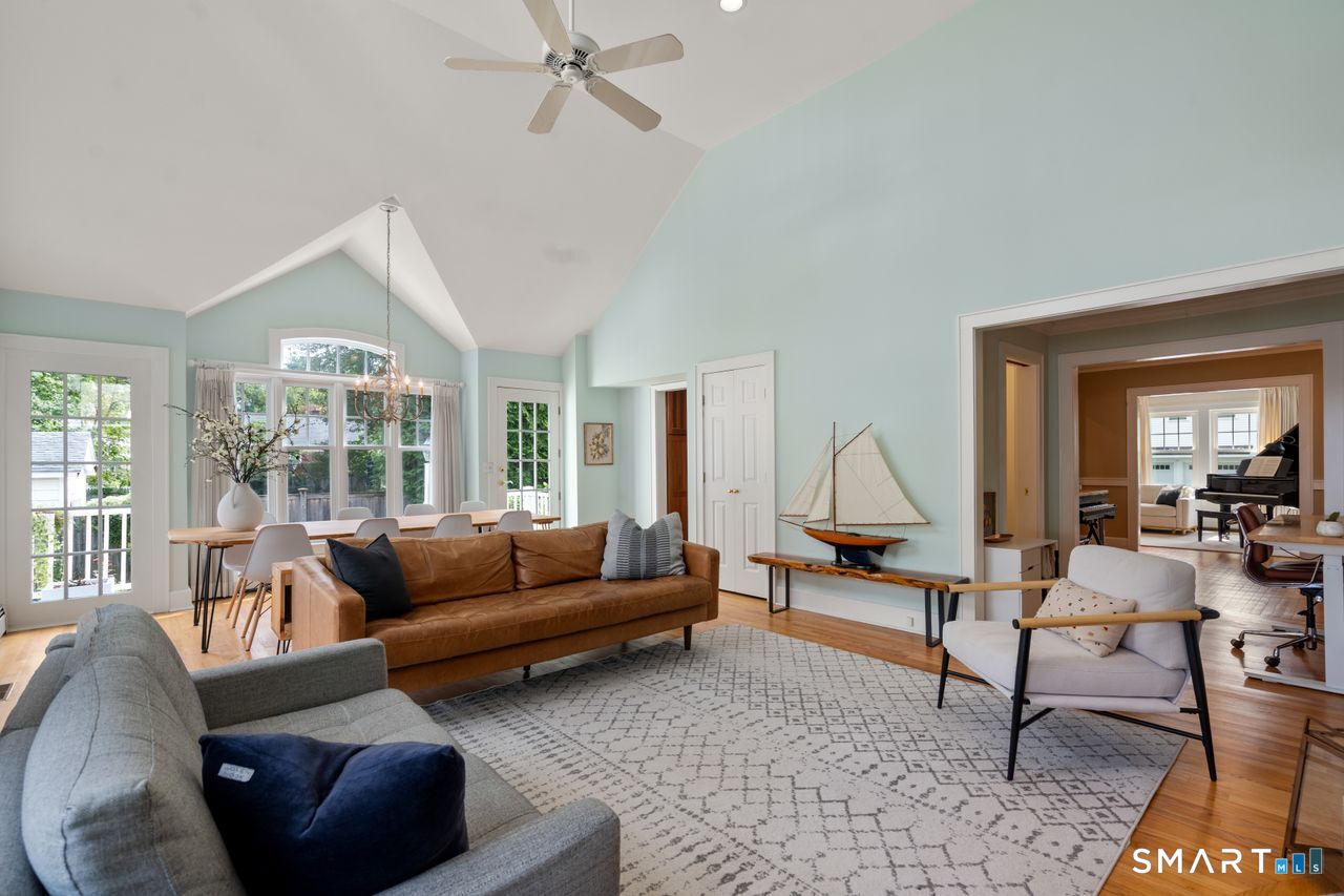 38 Reynolds Drive Fairfield CT 06824