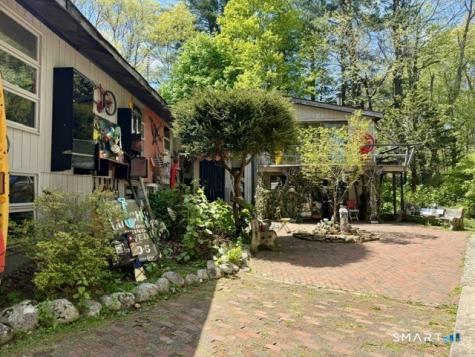 27 Huckleberry Lane Weston CT 06883