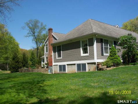 5 Cranberry Lane Shelton CT 06484