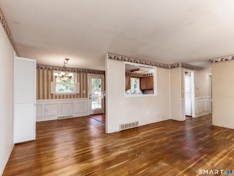 176 Clintonville Road North Haven CT 06473