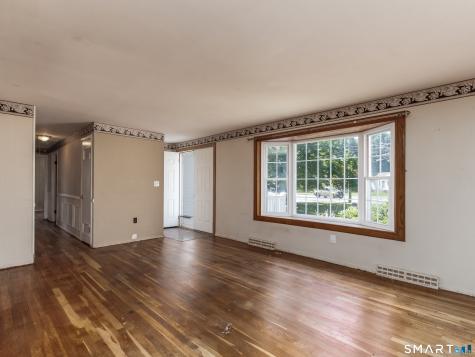 176 Clintonville Road North Haven CT 06473