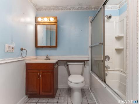 176 Clintonville Road North Haven CT 06473