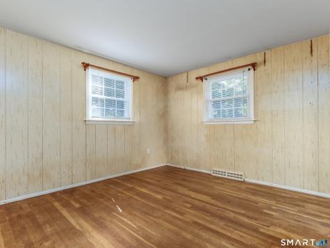 176 Clintonville Road North Haven CT 06473