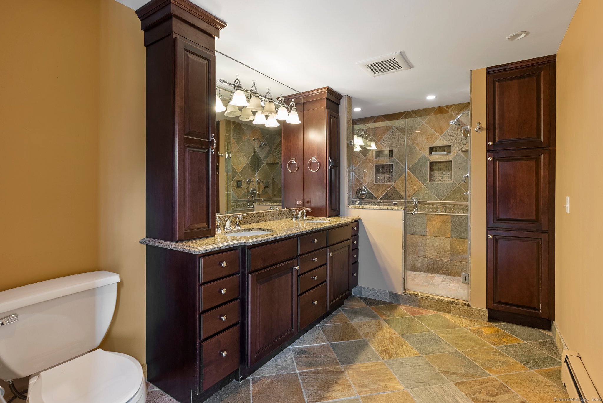 104 Willow Street Wethersfield CT 06109