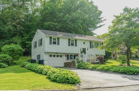 171 David Circle Putnam CT 06260