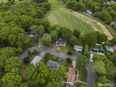 9 Monticello Drive East Lyme CT 06333