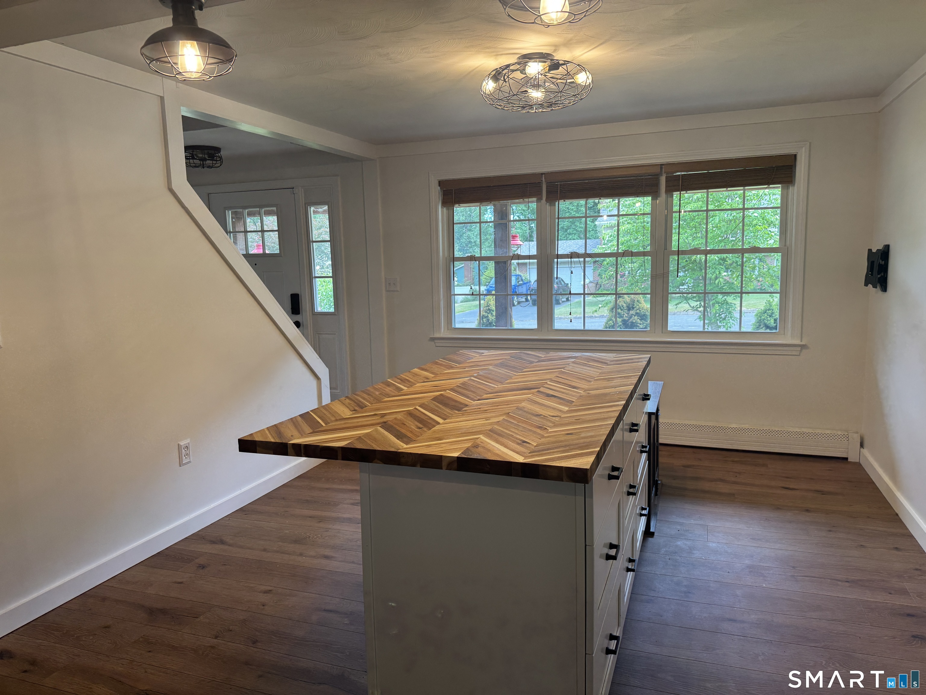 9 Monticello Drive East Lyme CT 06333