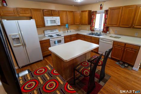 37 Autumn Lane East Hartford CT 06108