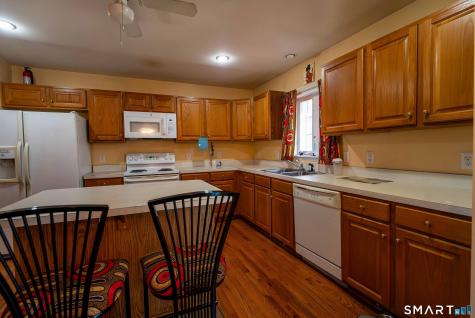 37 Autumn Lane East Hartford CT 06108