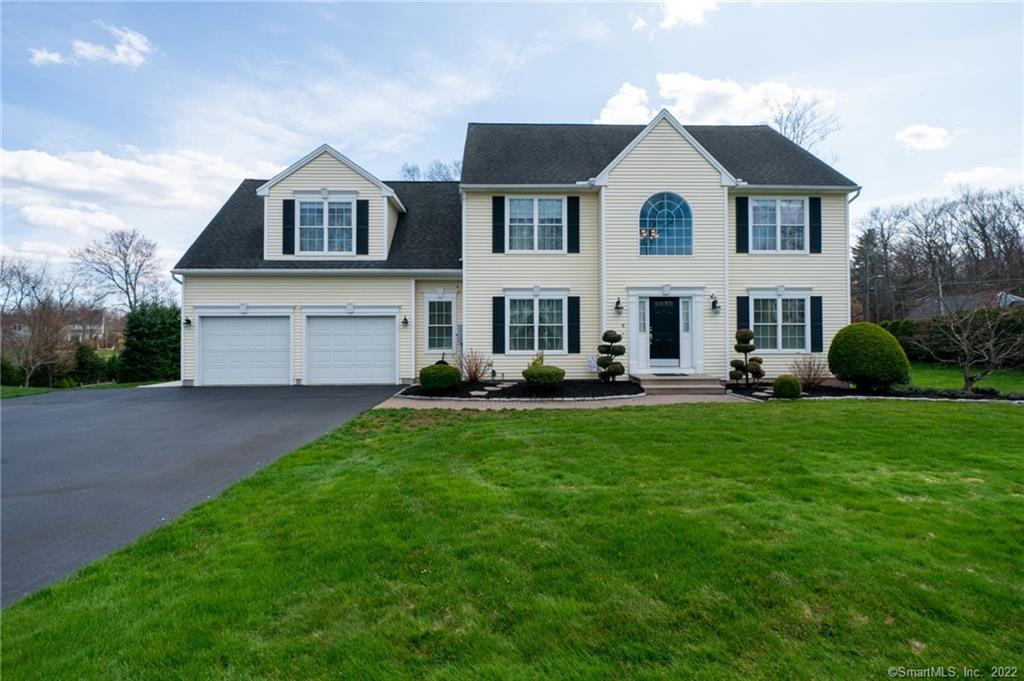 8 Macintosh Way Southington CT 06489