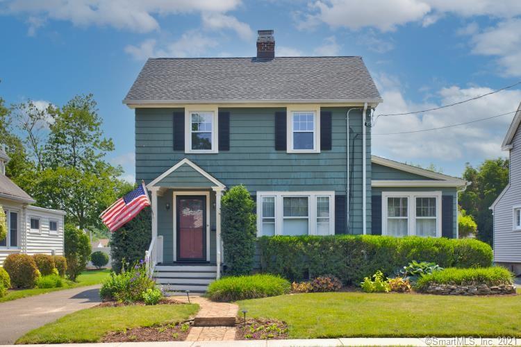 95 Elizabeth Terrace Stratford CT 06614