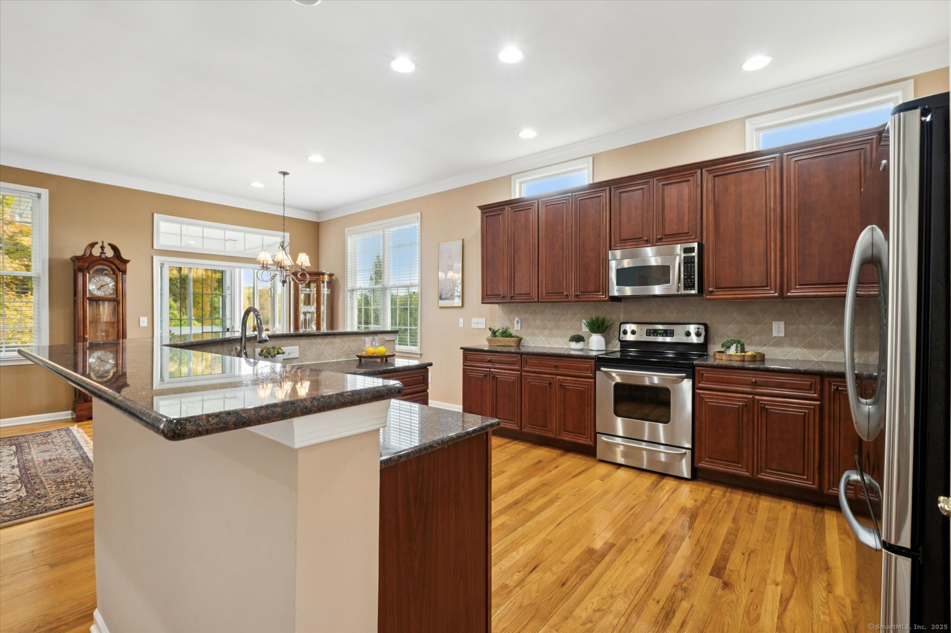 30 Vista Way Bloomfield CT 06002