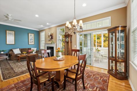 30 Vista Way Bloomfield CT 06002