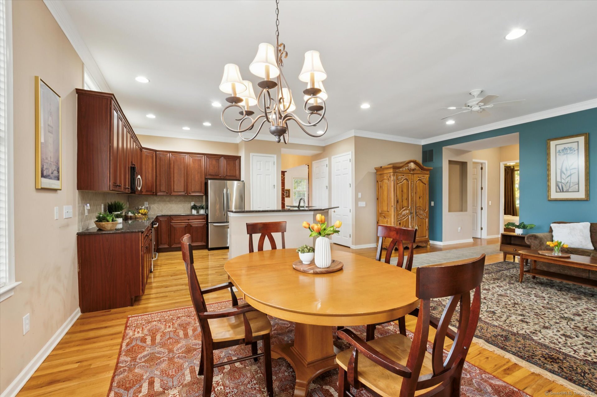 30 Vista Way Bloomfield CT 06002