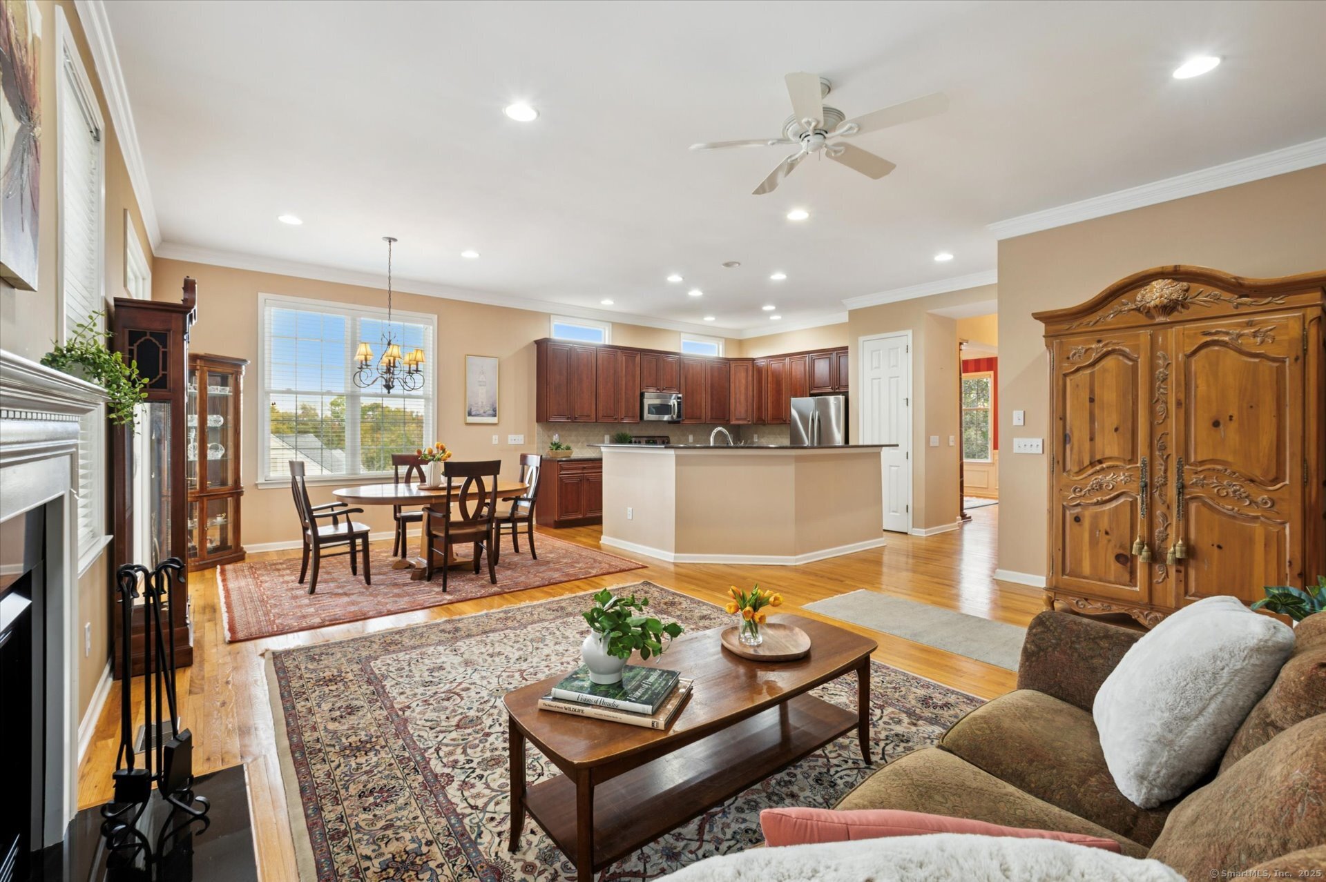 30 Vista Way Bloomfield CT 06002