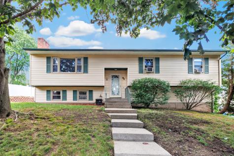 86 Kendall Circle Waterbury CT 06708