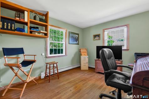 32 Ives Avenue Meriden CT 06450